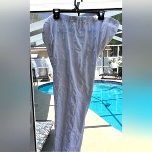 Johnny Was Cotton Eyelet White Embroidered Leggings